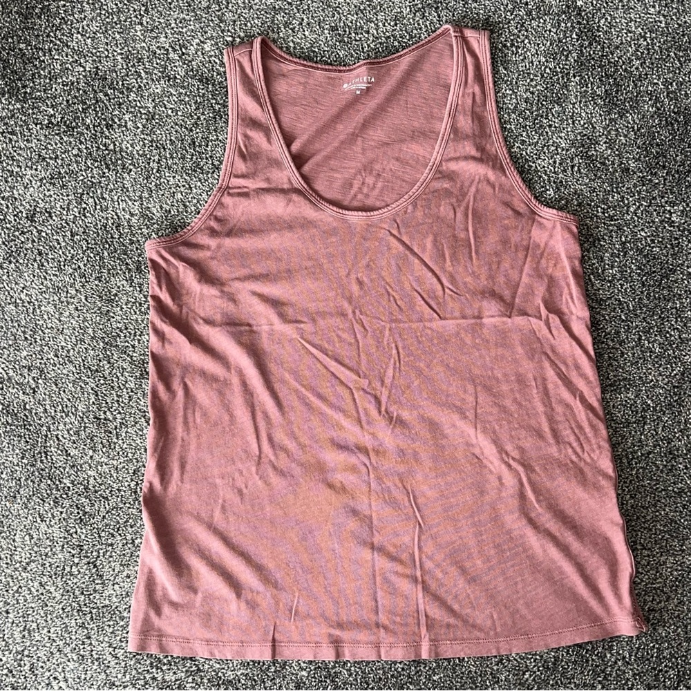 Athleta Scoop Neck Tank